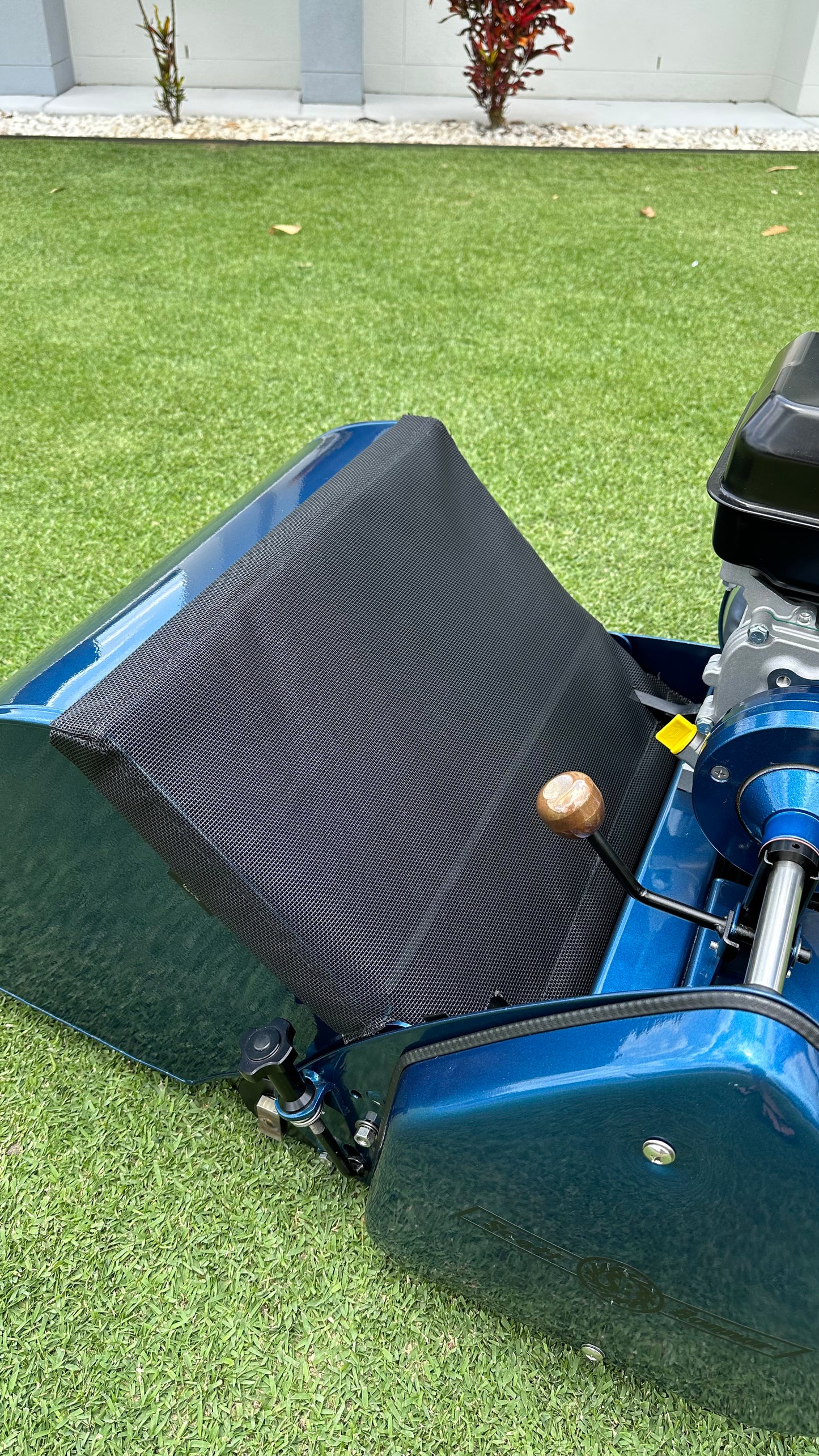 Catcha cover - 17" Scott Bonnar / Rover 45 & Protea SI430